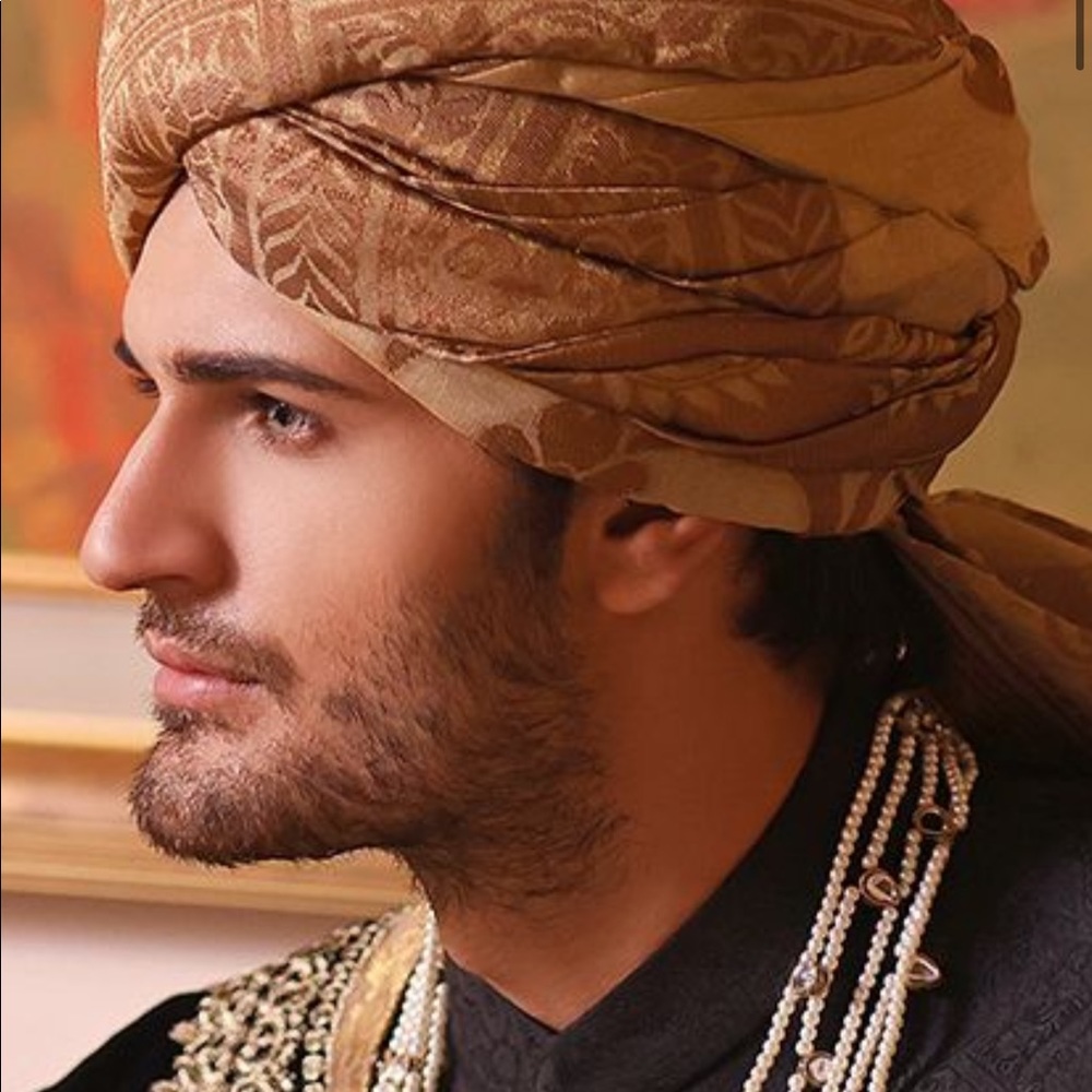 COPY - Golden Organza Turban (Kulla) For Grooms by Pakistani Designer Amir Adnan